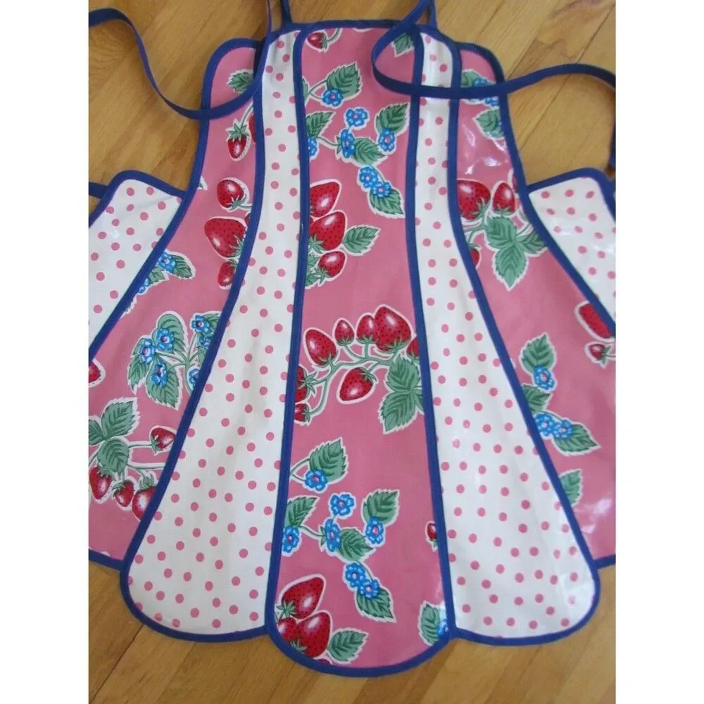 Retro Oilcloth Apron Strawberry Polka Dot Motif Limited Edition Print Excellent